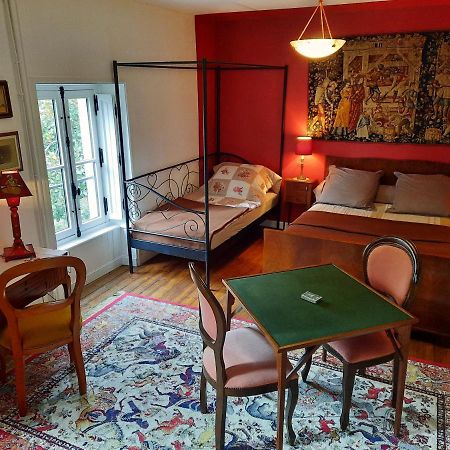 Bed and Breakfast Les Cedres Монтегю Экстерьер фото