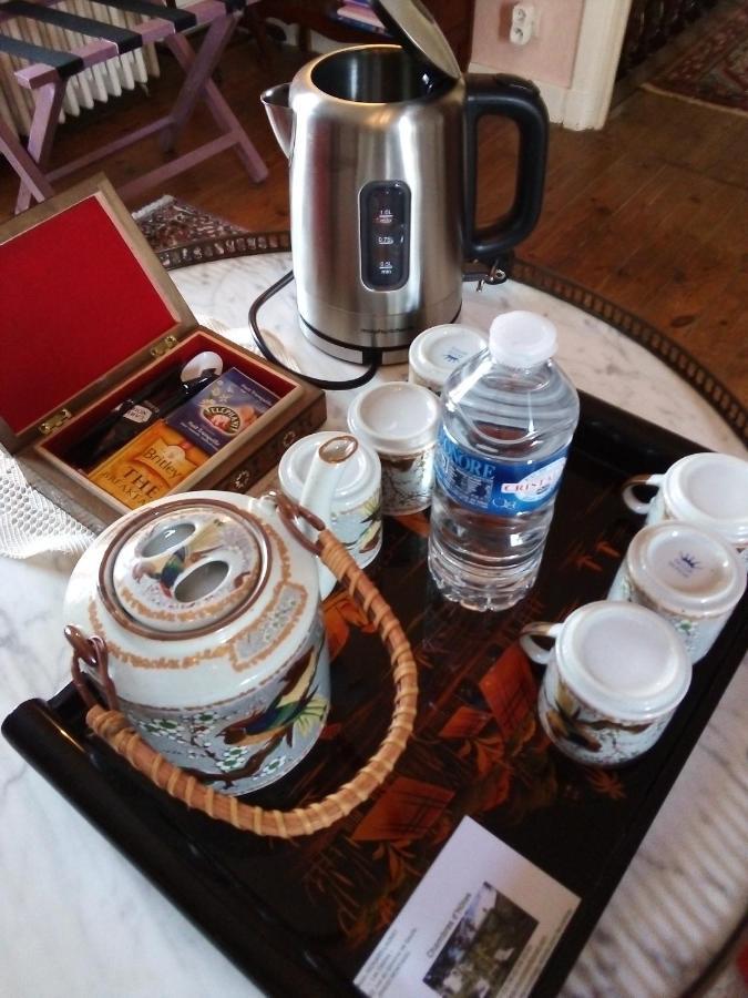 Bed and Breakfast Les Cedres Монтегю Экстерьер фото