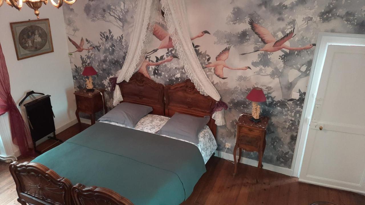 Bed and Breakfast Les Cedres Монтегю Экстерьер фото